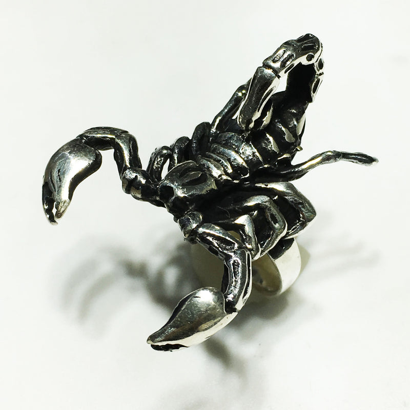 Antique-Finish Scorpion Ring (Silver) - Popular Jewelry