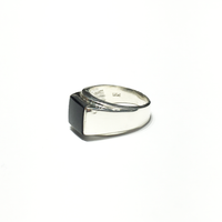 Сребрни прстен од црног оникса