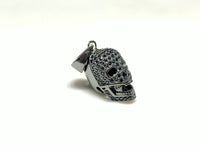 Ang Iced Out Mini Skull Pendant