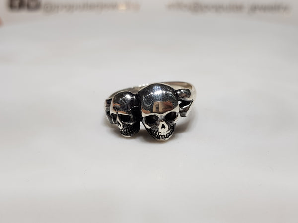 Antique-Finish Twin Skull Ring (Silver)
